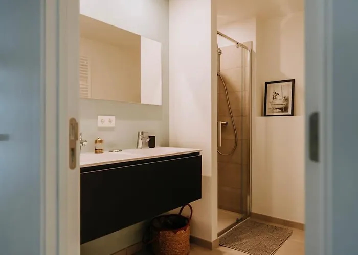 Apartmán 2 Bedroom And Private Parking In Center *