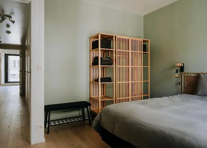 Apartmán 2 Bedroom And Private Parking In Center Lutych